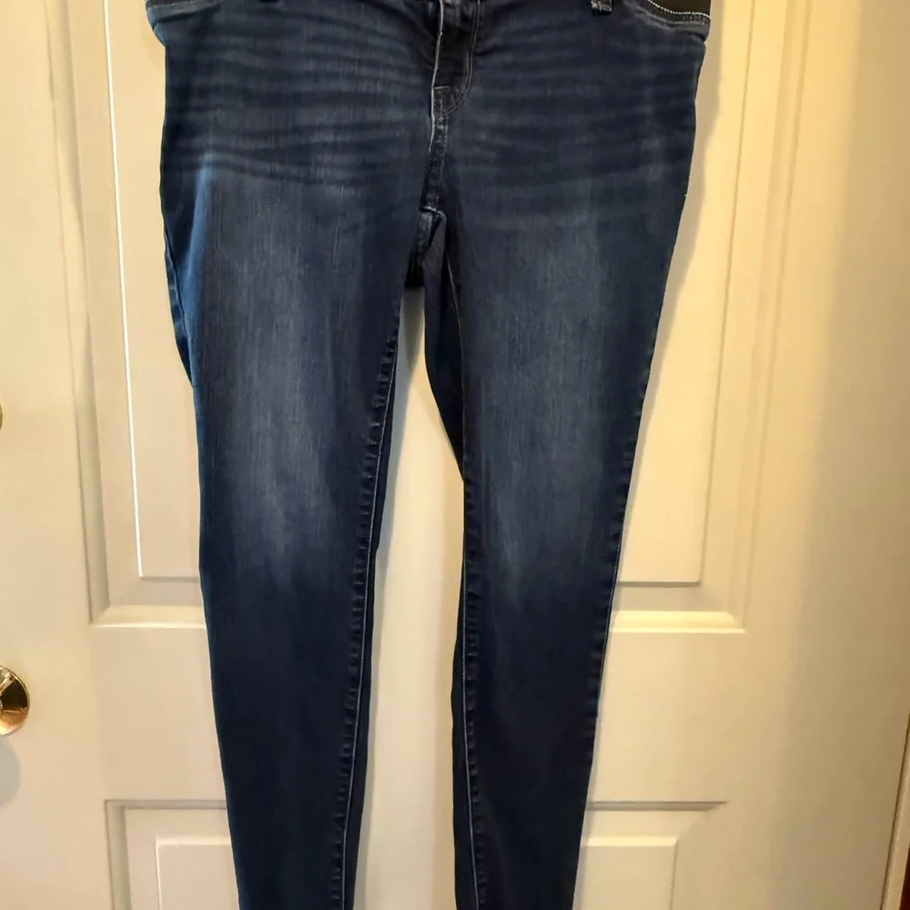 Isabel Maternity by Ingrid & Isabel Skinny Jeans in Dark Indigo - Picture 1 of 3